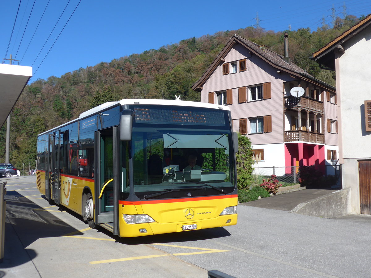 (198'239) - PostAuto Ostschweiz - SG 396'687 - Mercedes am 13. Oktober 2018 beim Bahnhof Ziegelbrcke