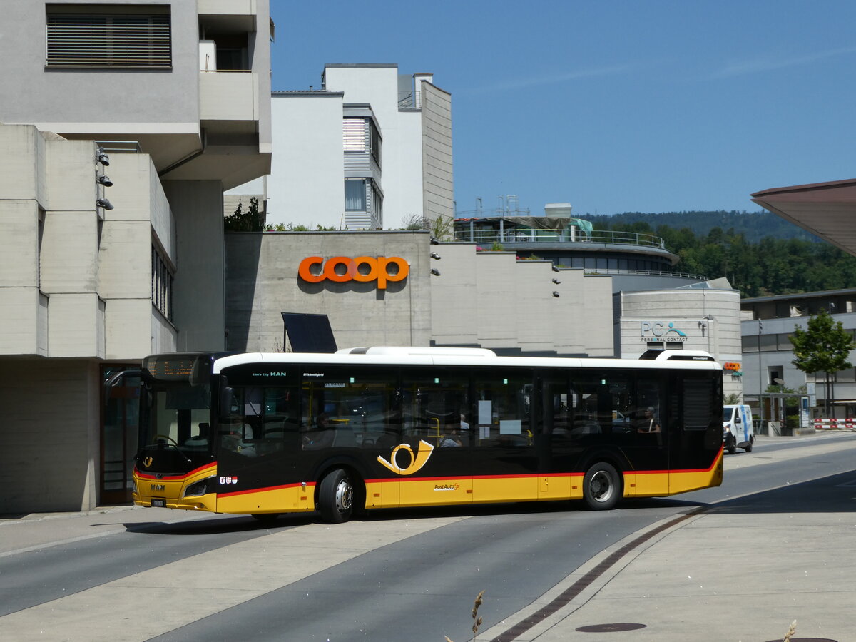 (252'419) - PostAuto Nordschweiz - BL 224'303/PID 11'723 - MAN am 7. Juli 2023 beim Bahnhof Laufen