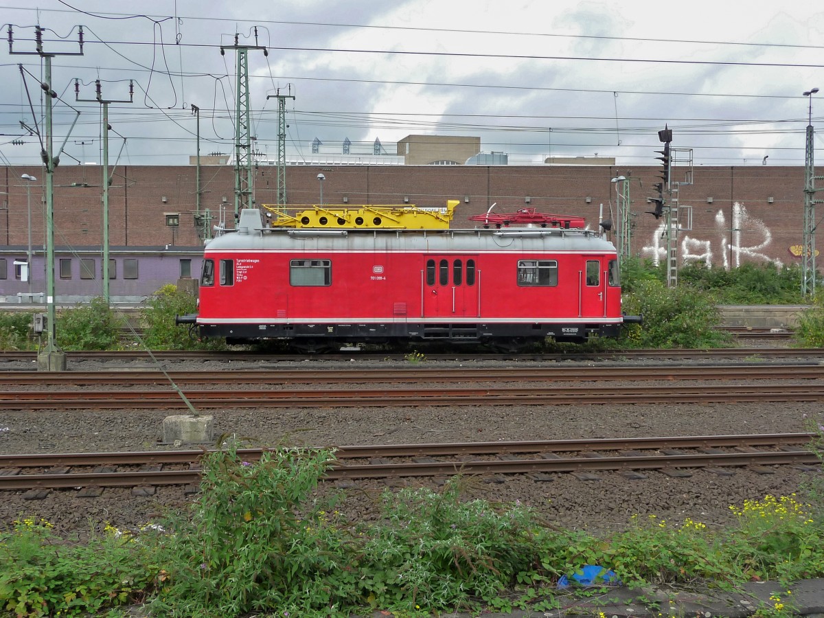 701 099, der der Aggerbahn von Andreas Voll gehört, war am 25.09.15 im Düsseldorfer Hauptbahnhof abgestellt.