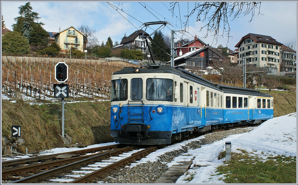Bis 2019 werden die MOB ABDe 8/8 zum Teil noch Betriebsbereit bei der MOB verbleiben, doch schon im Frühjahr 2010 fand mit dem ABDe 8/8 4001 SUISSE eine Abschiedsfahrt statt. 
Das Bild zeigt den Zug bei der Ankunft in St-Légier Gare.
7. Feb. 2007