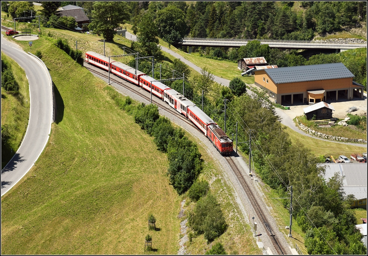 Deh II 92 Realp zwischen dem Bahnhof und der Kreiskehre von Grengiols. Juni 2018.