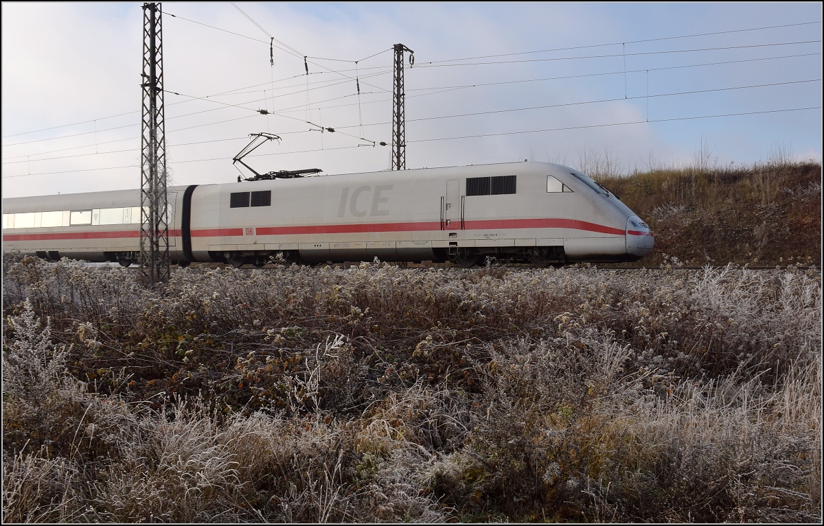 ICE 1  Bruchsal  mit Triebkopf 401 584 auf dem Weg Richtung Freiburg. Schliengen, Dezember 2018.