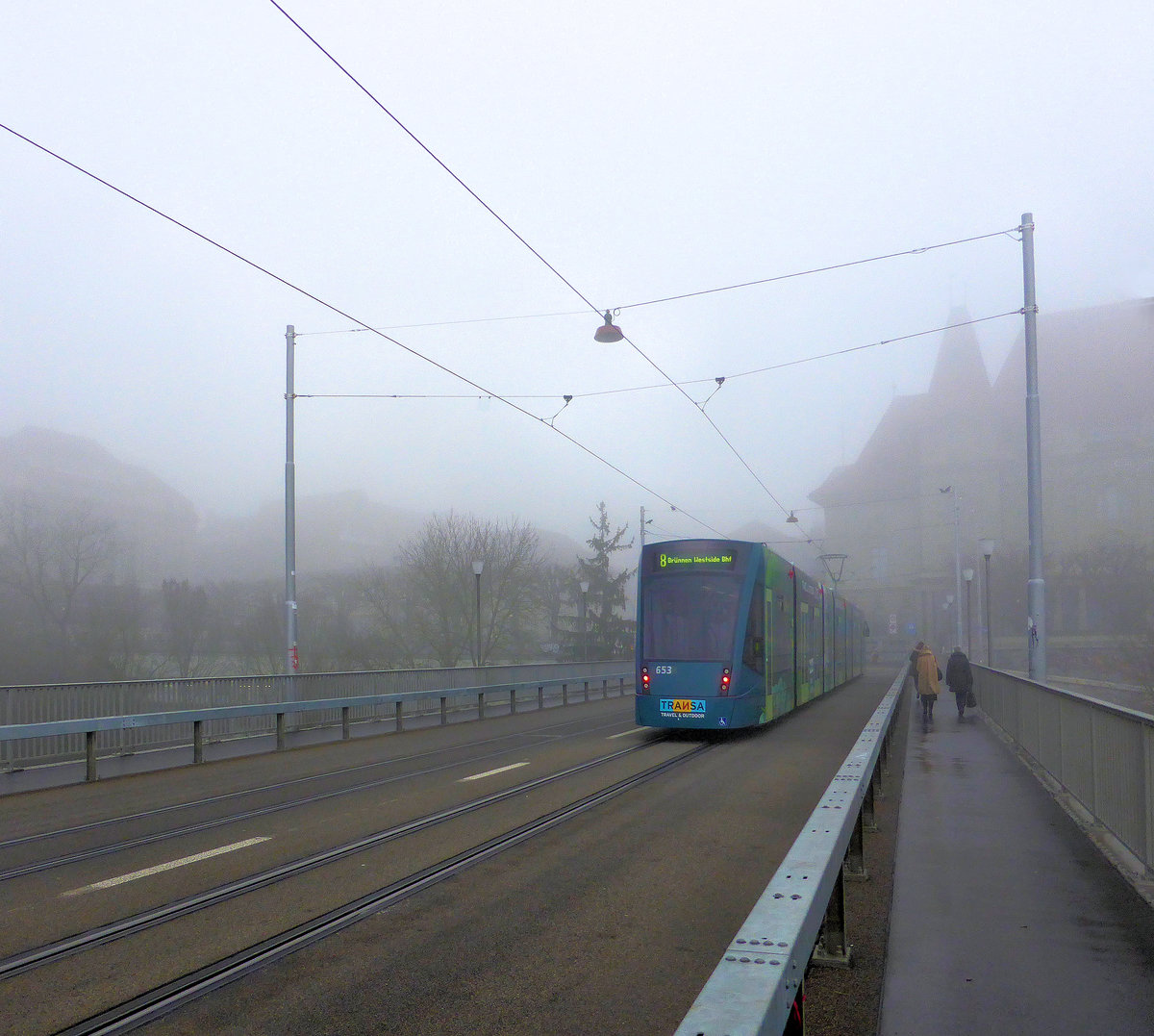 Kirchenfeldbrücke,3.Januar 2020. Tramwagen 653. 