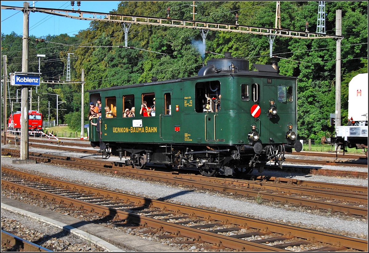 Kittel-Dampftriebwagen CZm 1/2 31 der Uerikon-Bauma Bahn. Koblenz Sommer 2009.