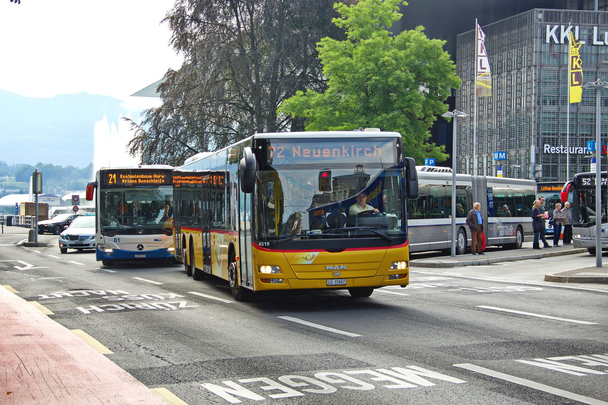 Postauto - MAN Lion`s City LU 15067 unterwegs in der Stadt Luzern am 25. Juni 2018 am Bahnhof von Luzern.



