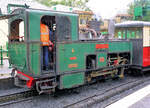 Die Lokomotiven von 1895/96 (SLM Winterthur) für die Snowdon Mountain Railway / Rheilffordd yr Wyddfa: Lok 4  Snowdon  in Llanberis, 6.Juli 2012. Soweit ich feststellen konnte, wurde diese Lok 2022 ausrangiert. 