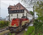Umgeleiteter Holcim-Zug mit V180 der HzL in Konstanz.
