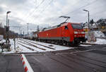 Die 152 087-3 (91 80 6152 087-3 D-DB) der DB Cargo AG fährt am 21.01.2023 mit einem Ethylendichlorid (Gefahrgut-Nr.