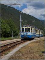 620-locarno-camedo-domodossola-valle-vigezzina/358482/der-ssif-abe-66-n176-34 Der SSIF ABe 6/6 N° 34 'Piemonte' als Regionalzug 756 nach einem kurze Bedarfshalt in Verigo auf der Weiterfahrt nach Domodossola. 
5. August 2014