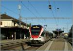 Der SBB Flirt 523 044 verlsst als Regionalzug 7826 von Olten kommend den Bahnhof Grenchen Sd Richtung Biel/Bienne.
21. Feb. 2016