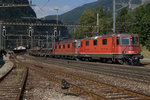 SBB: Güterzug mit Re 10/10 bei Faido. An der Spitze des Zuges war die Re 420240-4 eingereiht.
Foto: Walter Ruetsch