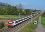 SBB: Ein  KONSTANZER  bestehend aus 11 EW lV und einer Re 460 am 2.10.2014 bei Selzach nach Zürich unterwegs. Diese Züge mit Verstärkungswagen verkehren nur zwischen Biel und Zürich.
Foto: Walter Ruetsch