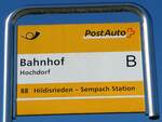 (253'311) - PostAuto-Haltestellenschild - Hochdorf, Bahnhof - am 3.