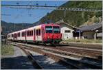 Mit dem ABt an der Spitze verlässt ein TRAVYS Domino den Bahnhof von Vallorbe in Richtung Le Brassus.
 
21. Juli 2023