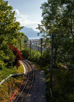 Blick auf die Strecke der MVR (Transports Montreux–Vevey–Riviera SA), ex CEV, Vevey–Blonay (KBS 112) am 26.