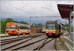 Bahnhof Orbe mit dem defekten Stadler Be 2/2 N° 14 (links im Bild) und dem dafür erworbenen Be 4/8 003 als Regionalzug nach Chavornay.