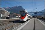 600-luzernzug-chiasso-gotthardbahn/828673/der-sbb-giruno-rabe-501-013 Der SBB Giruno RABe 501 013 'ZUG' ist als IC 21 10684 von Lugano nach Basel unterwegs und hält in Altdorf UR. 

4. Sept. 2023