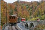 115-blonay-8211-chamby/733857/die-bernina-bahn-ge-44-81 Die Bernina Bahn Ge 4/4 81 überquert auf der Fahrt von Chaulin nach Blonay den Baie de Clarens Viadukt. 

28. Oktober 2018 