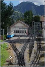 Übersicht über die Gleisanlage beim Depot von Glion, wobei rechts im Bild die Gebäude welche durch eine Schiebebühne verbunden sind nicht aufs Bild passten.
16.09.2017