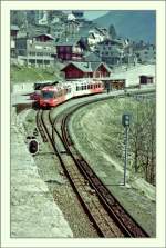 132-martigny-8211-vallorcine-chamonix/374881/ein-blick-auf-den-noch-vollstaendig Ein Blick auf den noch vollstndig mit Strmoschien ausgersteten Bahnhof von Finhaut. im Mrz 1998