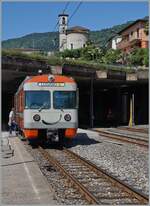 Der FLP Be 4/12 23  Vedeggio  wartet in Ponte Tresa auf die baldige Abfahrt nach Lugnao. 23. Juni 2021