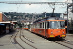Blick auf den Bahnhof Bremgarten im Sommer 1997: Mehrere BDe 8/8 warten auf ihre nchsten Einstze