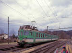 abdze-46/802316/sensetalbahn-bde46-102-der-einstige-bls Sensetalbahn BDe4/6 102, der einstige BLS ABDZe4/6 731, in Laupen. Die 3 ABDZe4/6 BLS 731 und BN 736/7 aus dem Jahre 1938 boten äusserst komfortables Reisen im Gürbetal, nach Schwarzenburg und nach Neuchâtel (und manchmal auch anderswo) an und beendeten ihre Karriere auf der STB (737 als Ersatzteilspender). 4.Januar 1991   