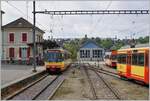 Gelbe Züge: Bis zur Realisierung der Stromsystemumstellung und besonders der Umbauarbeiten in Chavonray sind bei der TRAVYS / OC zwei Be 4/8 (GT8-100D/2S) im Einsatz.