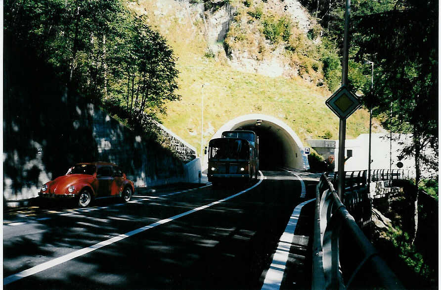 (000'735) - AFA Adelboden - Nr. 9/BE 19'692 - FBW/Vetter-R&J Anderthalbdecker am 30. September 1986 in Achseten, Linterfluhtunnel-Ladholzseite