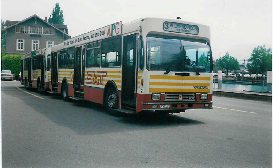 (012'400B) - SAT Thun - Nr. 25/BE 419'026 - Volvo/R&J am 10. Mai 1995 bei der Schifflndte Thun