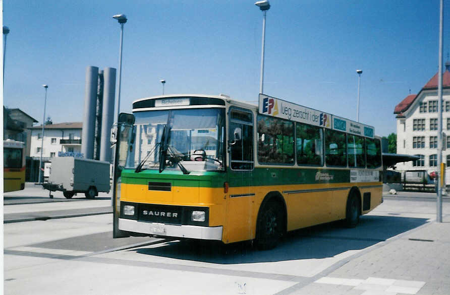 (012'407) - BHW Wil - Nr. 4/TG 65'701 - Saurer/Tscher am 22. Mai 1995 beim Bahnhof Wil