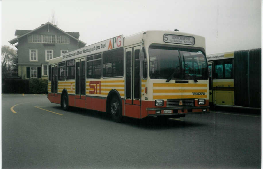 (016'323) - STI Thun - Nr. 25/BE 419'026 - Volvo/R&J (ex SAT Thun Nr. 25) am 9. Mrz 1997 bei der Schifflndte Thun