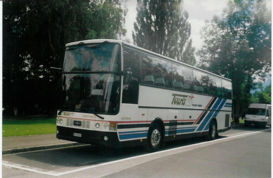 (017'234) - TourisCar, Genve - GE 96'749 - Van Hool am 20. Juni 1997 in Thun, Lachen