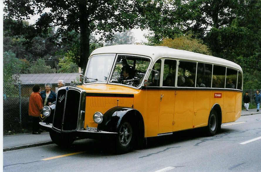 (026'528) - Welti, Maschwanden - ZH 321'639 - Saurer/R&J (ex Schmid, Buchs/ZH; ex Tschannen, Zofingen Nr. 3) am 3. Oktober 1998 in Rti, Sonnenplatz