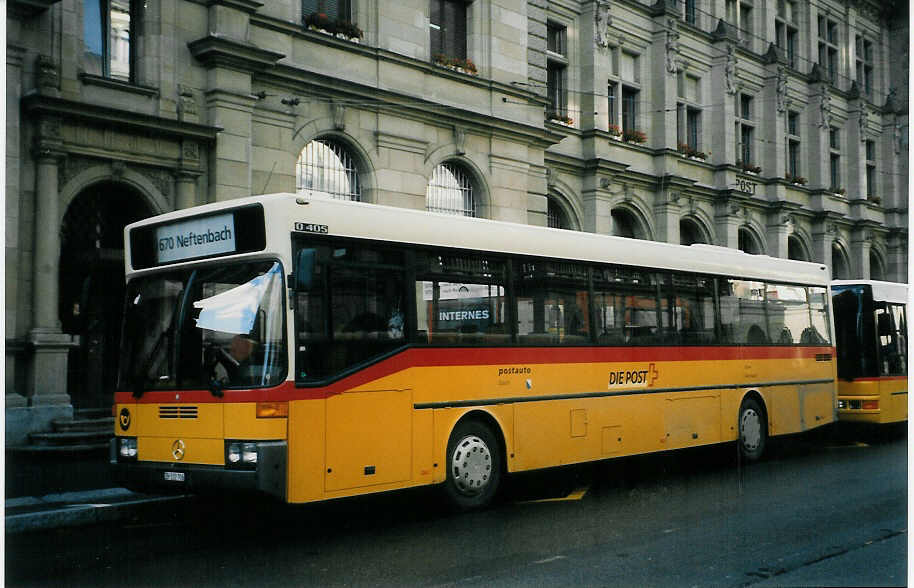 (027'710) - Moser, Flaach - Nr. 6/ZH 332'706 - Mercedes (ex P 25'291) am 24. Oktober 1998 beim Hauptbahnhof Winterthur