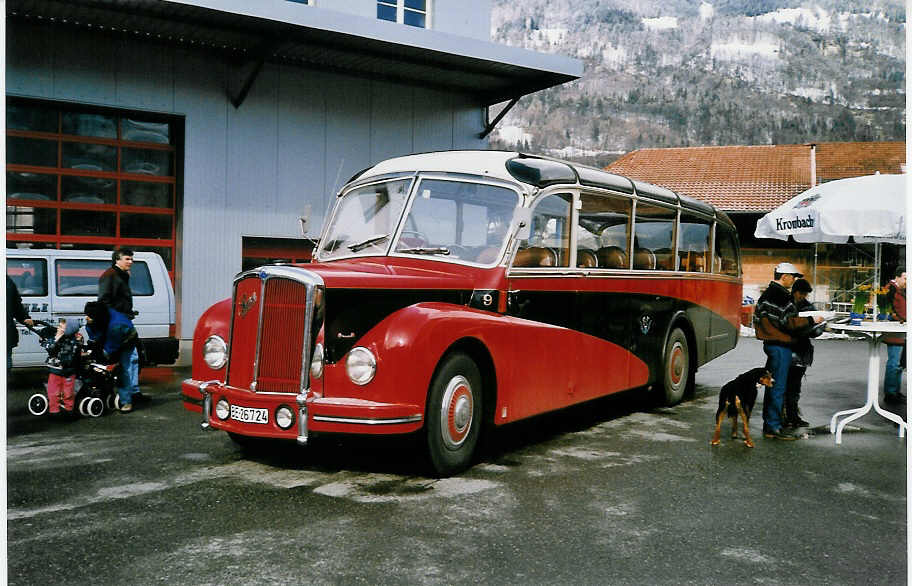 (029'911) - ASKA Aeschi - Nr. 9/BE 26'724 - Saurer/R&J am 6. Mrz 1999 in Interlaken, Garage AAGI