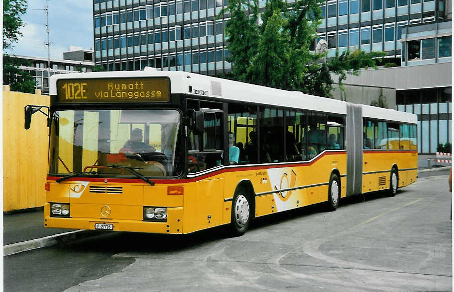 (035'223) - PTT-Regie - P 27'726 - Mercedes am 9. August 1999 in Bern, Postautostation
