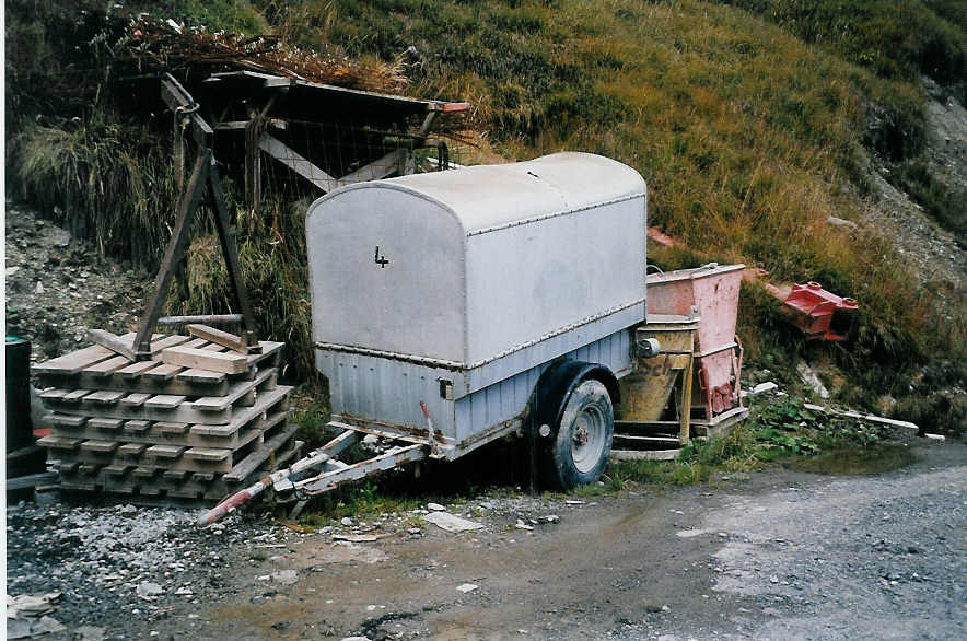 (037'305) - Schranz, Adelboden - Nr. 4 - Aebi Gepckanhnger (ex AFA Adelboden Nr. 4) am 10. Oktober 1999 in Adelboden, Margeli