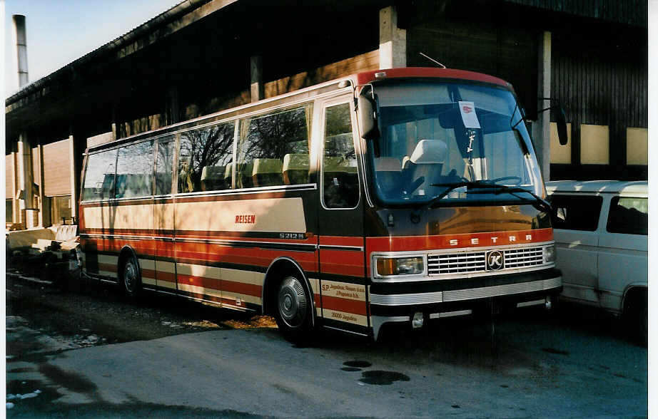 (037'933) - Dinic, Thun - Setra (ex Bergmann, Adelboden; ex Trachsel, Adelboden) am 29. November 1999 in Uetendorf, Allmend