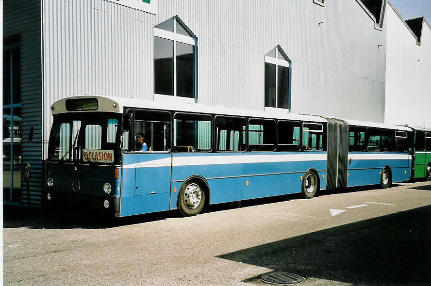 (042'935) - Schneider, Ermenswil - Nr. 1 - Mercedes (ex RVBW Wettingen Nr. 101) am 26. August 2000 in Biel, BTR