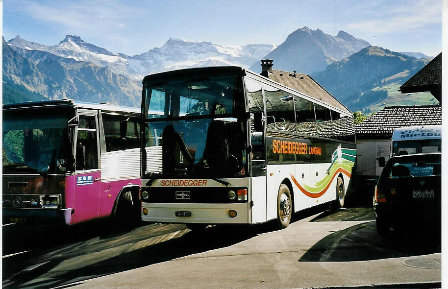 (043'205) - Scheidegger, Langnau - BE 355'860 - Van Hool am 10. September 2000 in Adelboden, Landstrasse