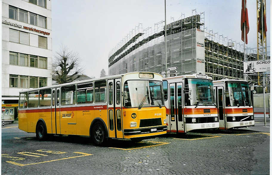 (044'604) - Burri, Teuffenthal - BE 336'192 - FBW/R&J am 16. Januar 2001 beim Bahnhof Thun