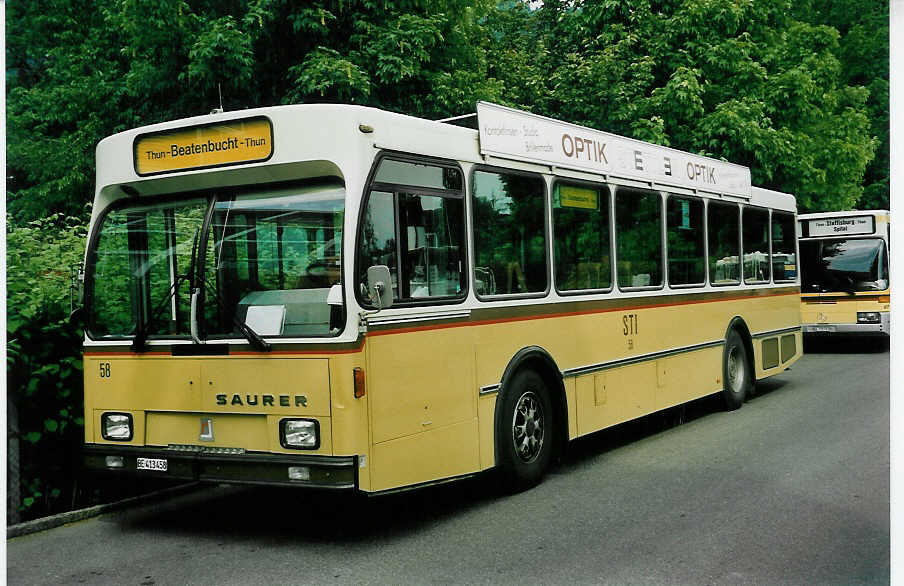 (046'732) - STI Thun - Nr. 58/BE 413'458 - Saurer/R&J am 21. Mai 2001 bei der Schifflndte Thun