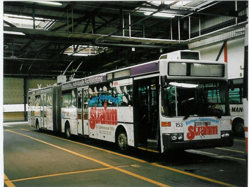 (048'537) - WV Winterthur - Nr. 153 - Mercedes Gelenktrolleybus am 18. Juli 2001 in Winterthur, Depot Grzefeld