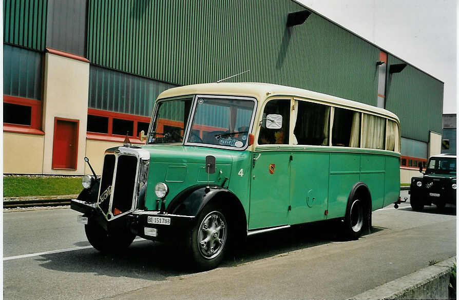 (053'807) - Junker, Langenthal - Nr. 4/BE 151'783 - FBW/Hess (ex BSU Solothurn Nr. 4; ex Casper, Lenzerheide) am 15. Juni 2002 in Hinwil, AMP