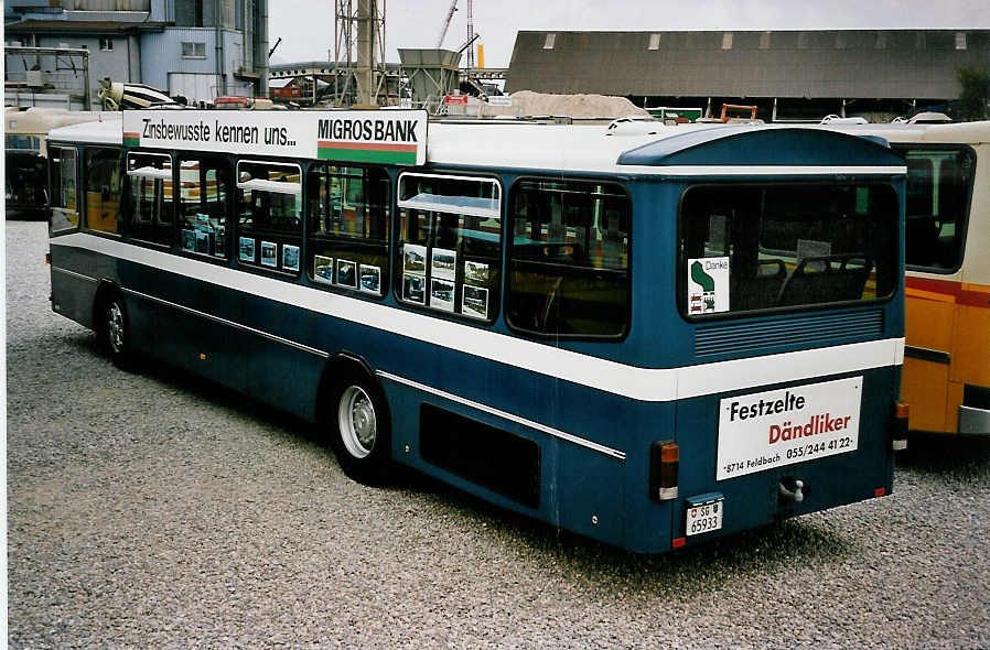 (055'807) - Schneider, Ermenswil - SG 65'933 - Saurer/Hess (ex Nr. 10) am 31. August 2002 in Niederbipp, Saurertreffen