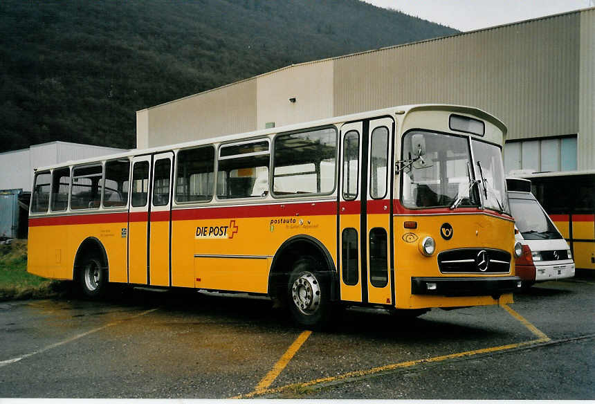 (057'932) - Keller, Degersheim - Mercedes/Tscher (ex Schregenberger, Degersheim) am 29. Dezember 2002 in Biel, Rattinbus