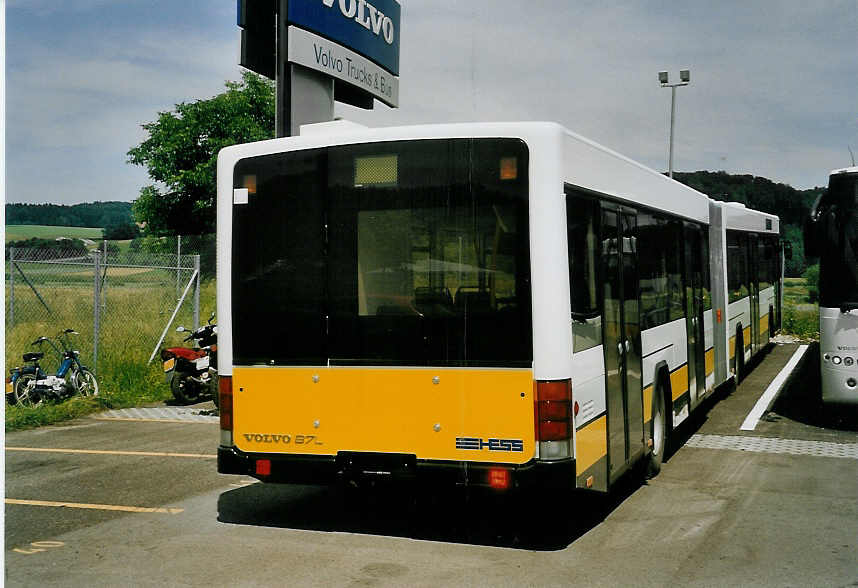 (060'618) - VBSH Schaffhausen - Volvo/Hess am 13. Juni 2003 in Mnchenbuchsee, Volvo