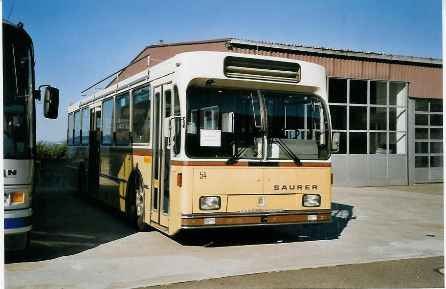 (061'819) - STI Thun - Nr. 54 - Saurer/R&J am 19. Juli 2003 in Horgen, Neoplan