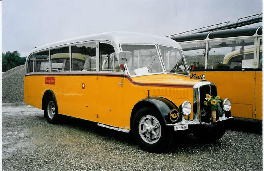 (062'917) - Frey, Giebenach - BL 6430 - Saurer/Lauber (ex Odiet, Pleigne) am 30. August 2003 in Niederbipp, Saurertreffen